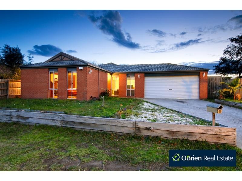 14 Crabill Walk, Narre Warren South VIC 3805