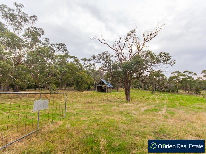 85 Roslyn Road, Cranbourne South VIC 3977