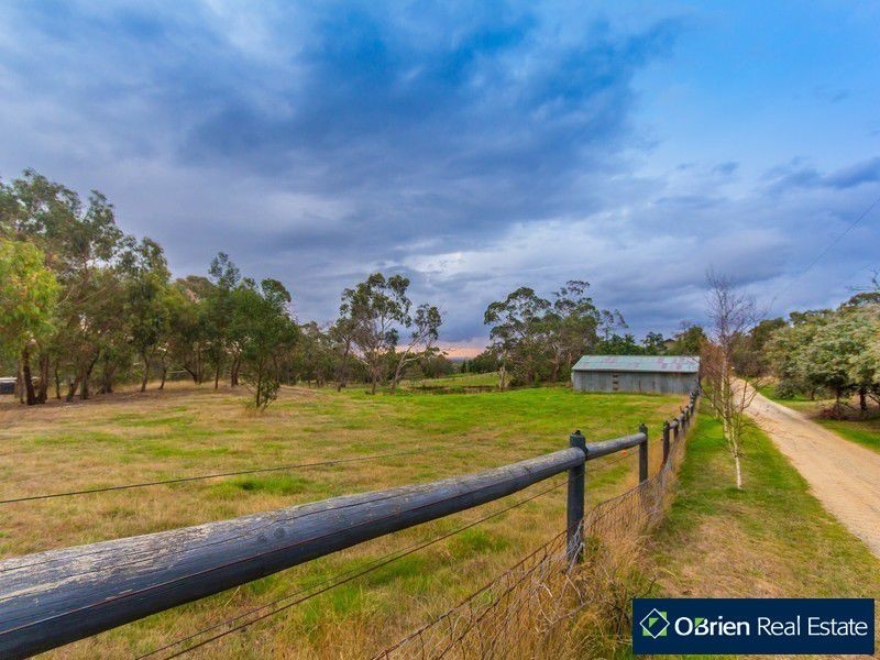 85 Roslyn Road, Cranbourne South VIC 3977