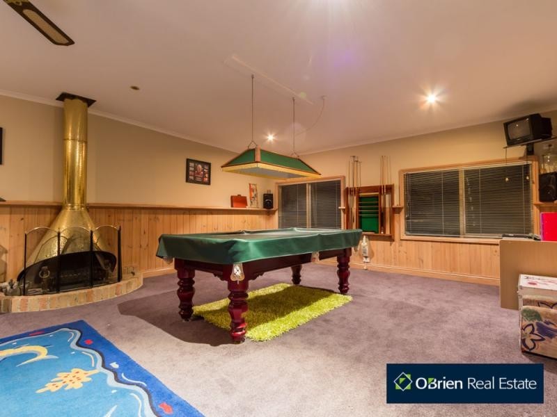 211 Smiths Lane, Cranbourne South VIC 3977