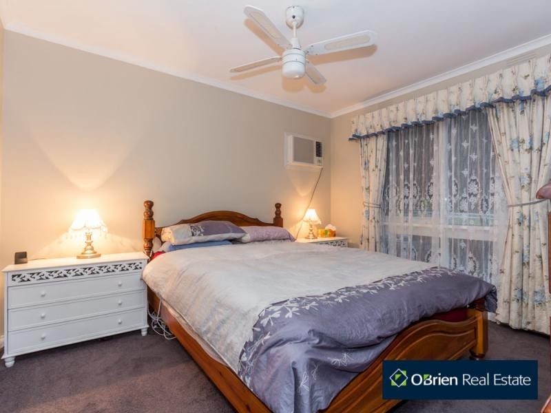 211 Smiths Lane, Cranbourne South VIC 3977