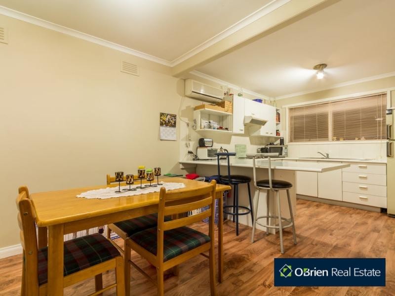 211 Smiths Lane, Cranbourne South VIC 3977