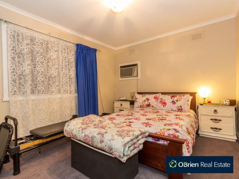 211 Smiths Lane, Cranbourne South VIC 3977