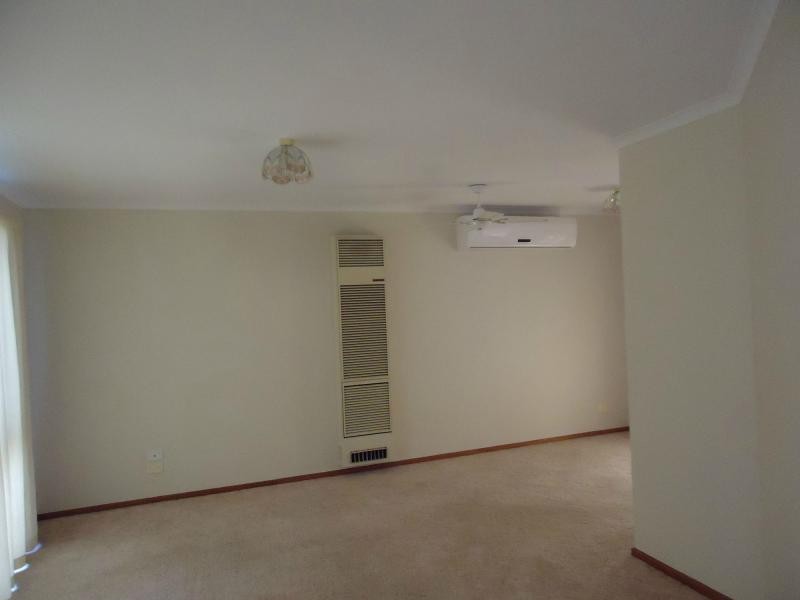 1/108 Mansfield Street, Berwick VIC 3806