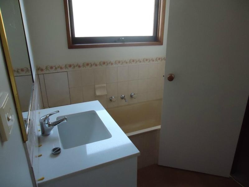 1/108 Mansfield Street, Berwick VIC 3806