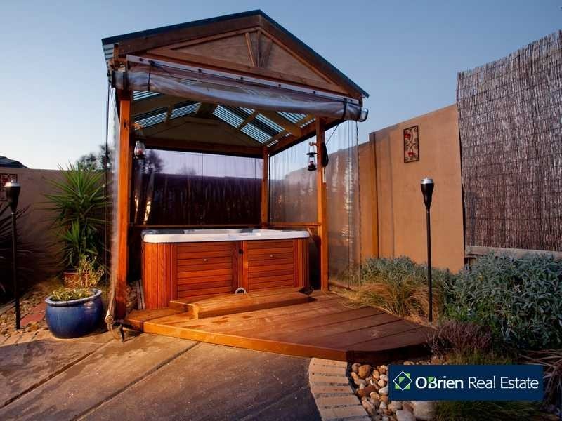 3 Sheffield Court, Narre Warren South VIC 3805