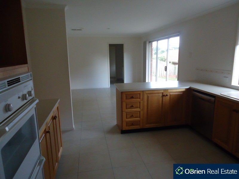 3 Matheson Court, Berwick VIC 3806