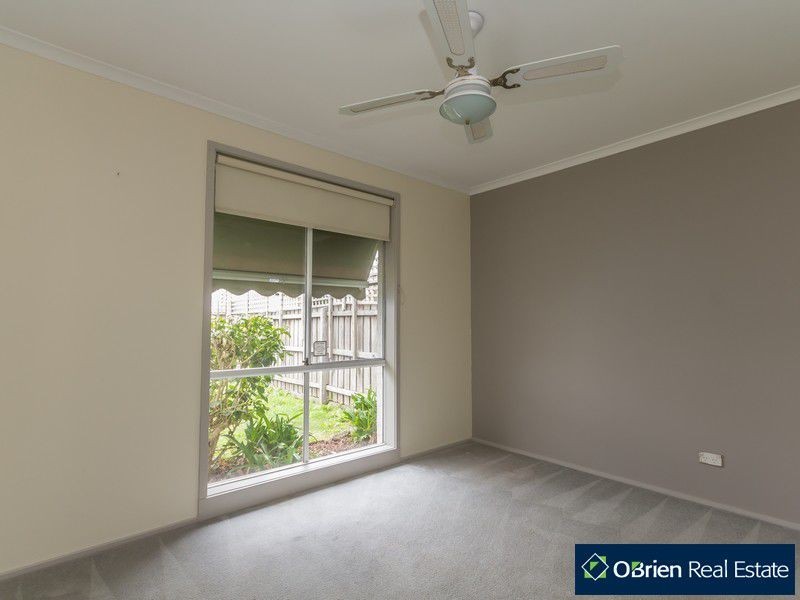 54 Rachel Drive, Cranbourne North VIC 3977