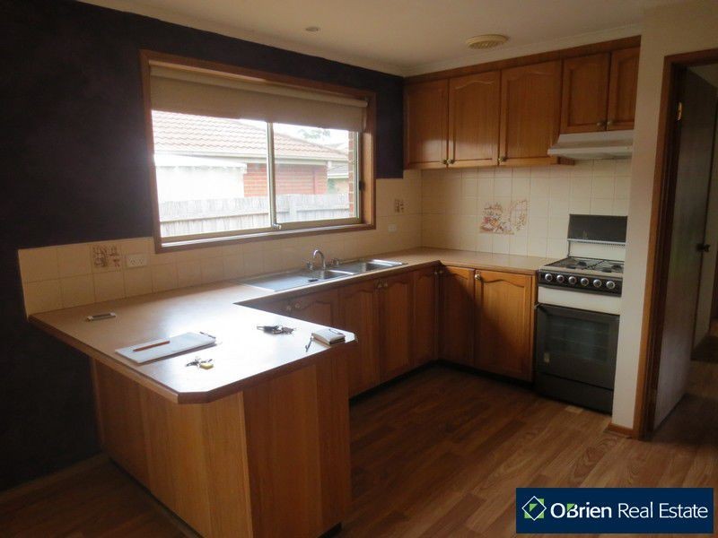 5/13 Lyall Street, Cranbourne VIC 3977