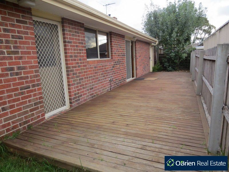 5/13 Lyall Street, Cranbourne VIC 3977