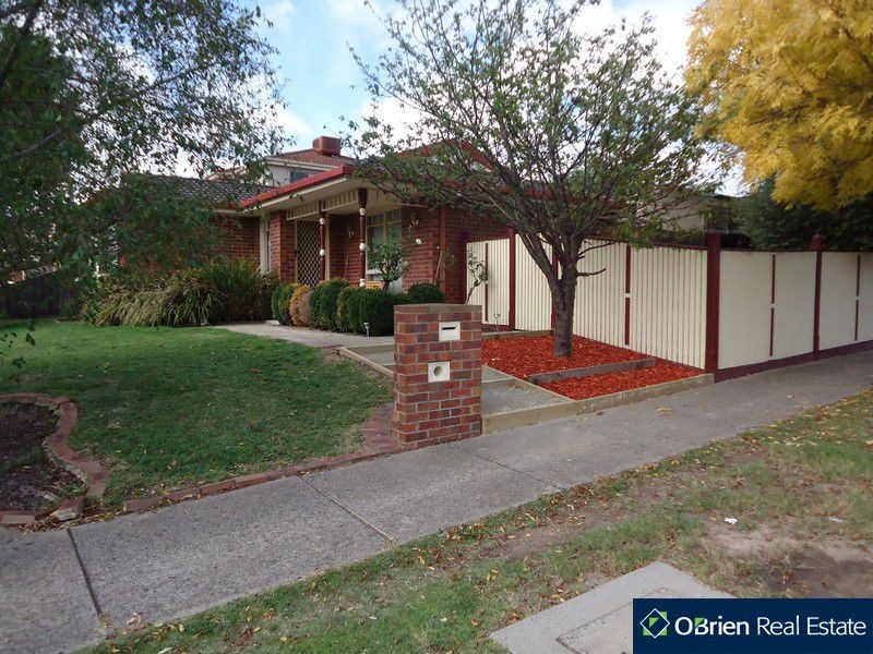 1 Peveril Court, Narre Warren VIC 3805