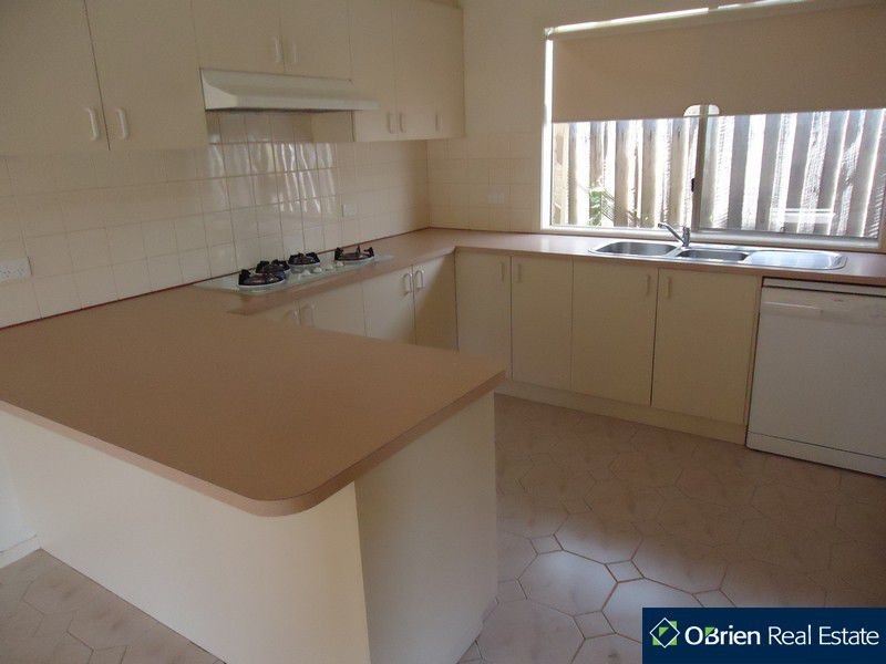 44 Chirnside Road, Berwick VIC 3806