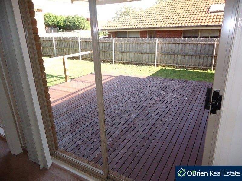 44 Chirnside Road, Berwick VIC 3806