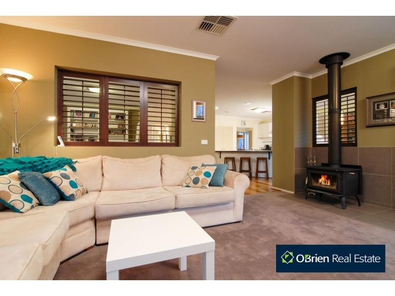 5 View Park Circuit, Narre Warren South VIC 3805