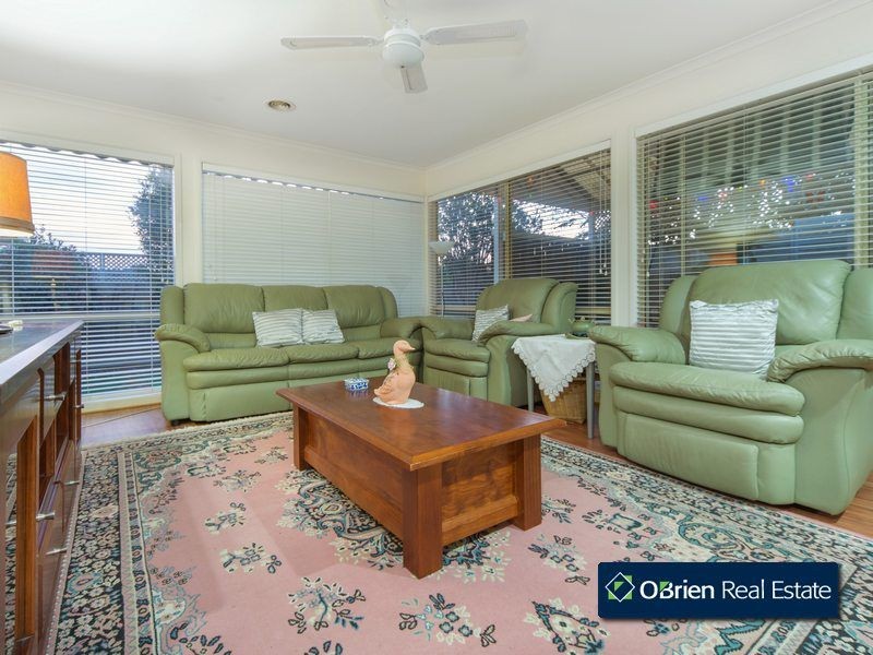 9 Colwyn Drive, Narre Warren South VIC 3805