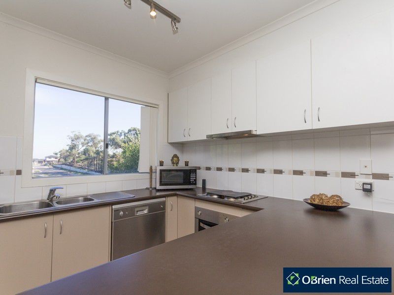 16/25 Lats Avenue, Carrum Downs VIC 3201