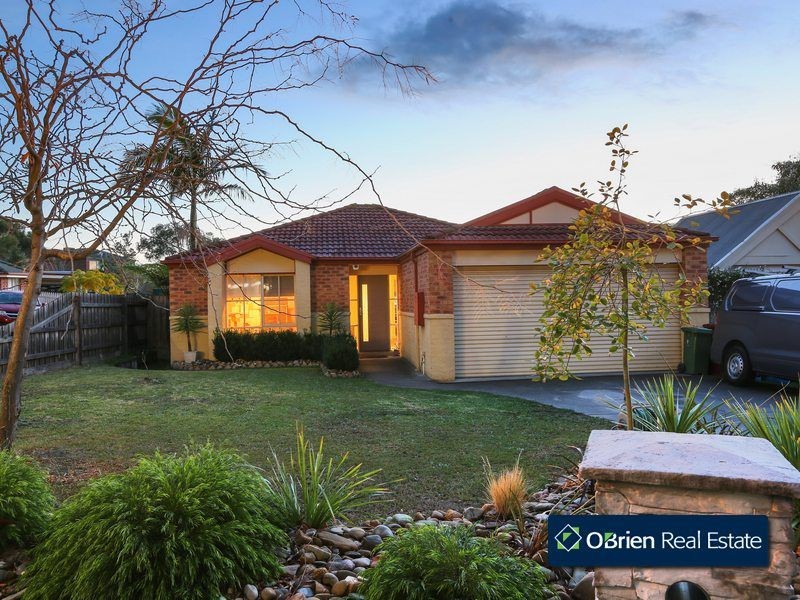 15 Silkwood Avenue, Berwick VIC 3806