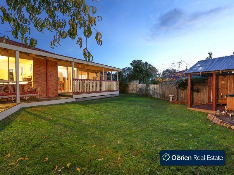 15 Silkwood Avenue, Berwick VIC 3806