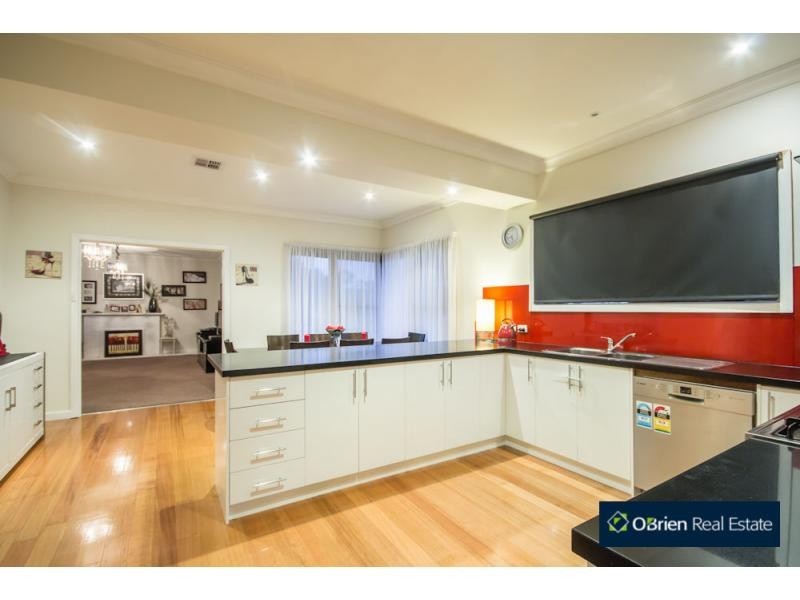 7 James Street, Lang Lang VIC 3984