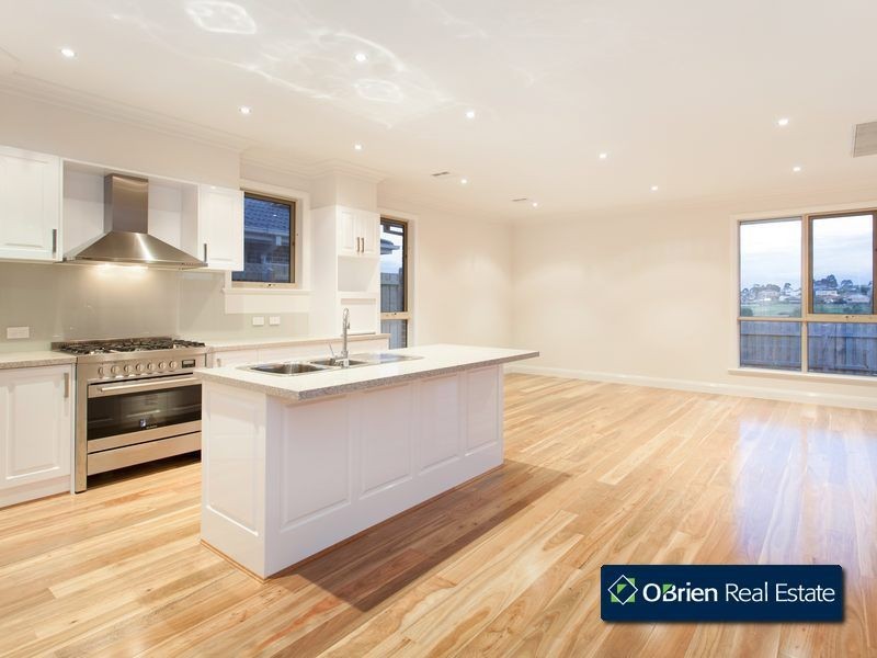 12 / 14 Avard Court, Berwick VIC 3806