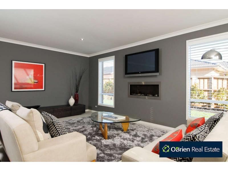 12 John Russell Road, Cranbourne VIC 3977