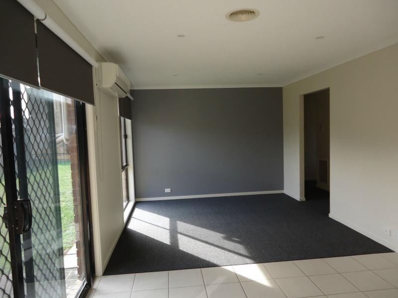 21 Sing Crescent, Berwick VIC 3806