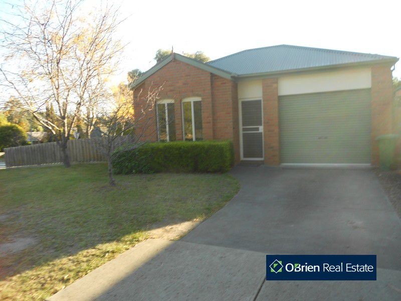 47 Leonard Avenue, Berwick VIC 3806