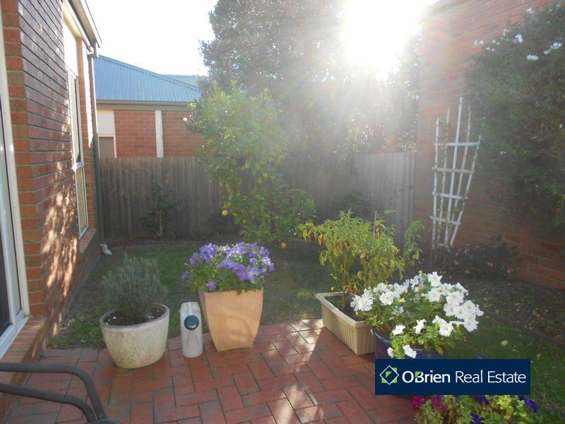 47 Leonard Avenue, Berwick VIC 3806