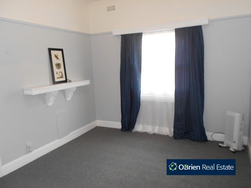 2 Bondi Road, Bonbeach VIC 3196