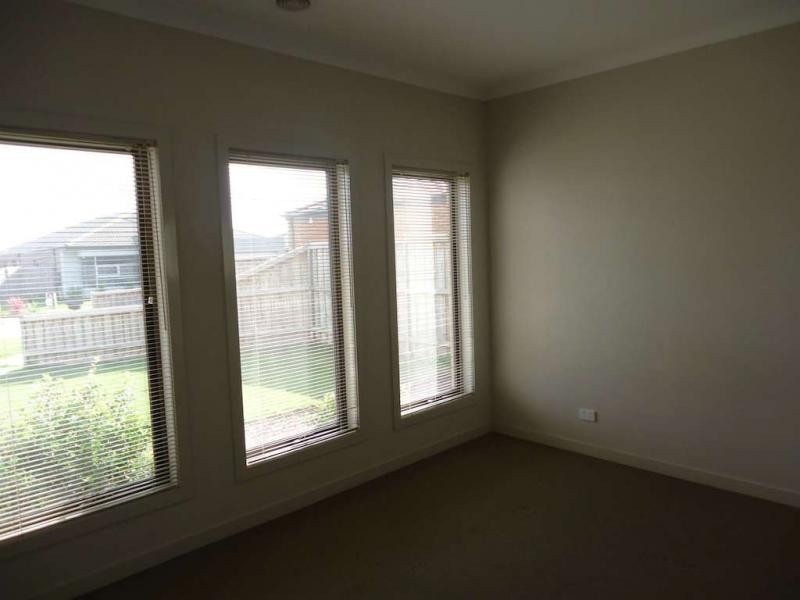 3 Illes Court, Berwick VIC 3806