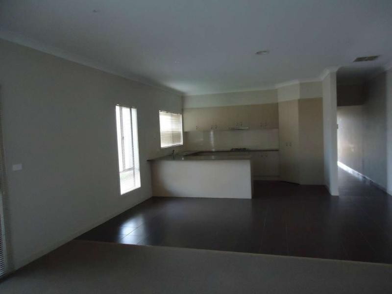 3 Illes Court, Berwick VIC 3806