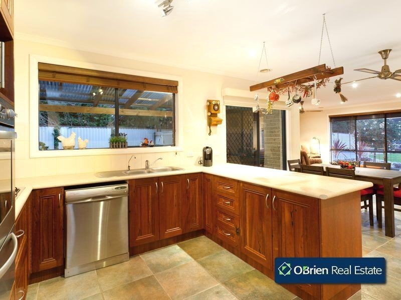 4 Ettrick Place, Berwick VIC 3806