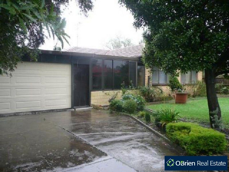 14 William Street, Cranbourne VIC 3977