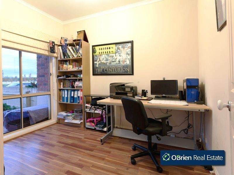 97 Golden Grove Drive, Narre Warren South VIC 3805