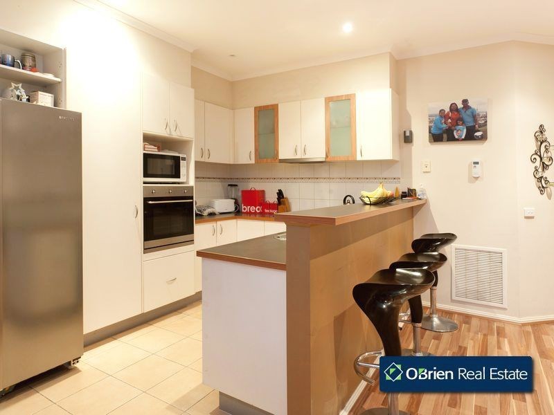 97 Golden Grove Drive, Narre Warren South VIC 3805