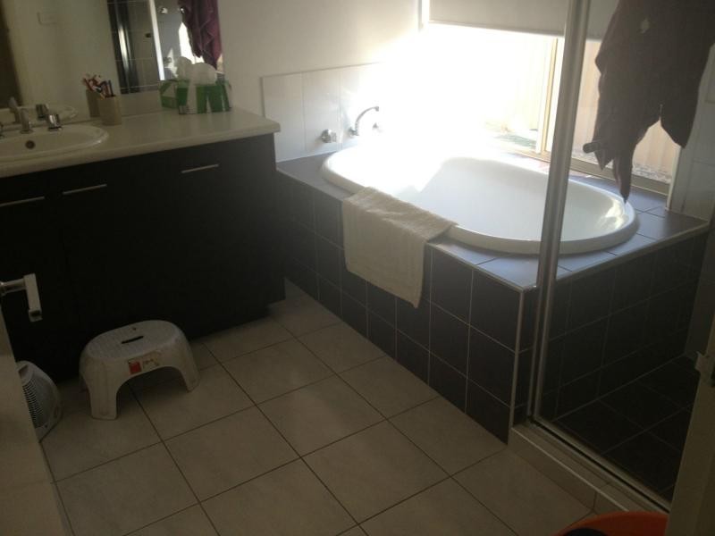 18 Murchinson Link, Pakenham VIC 3810