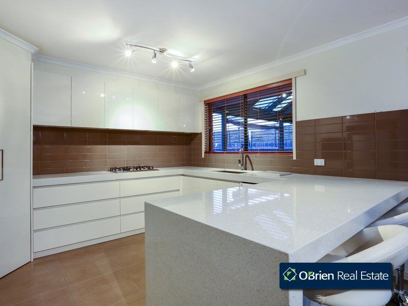 21 Shaftsbury Avenue, Berwick VIC 3806