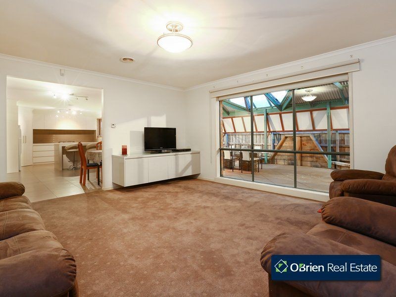 21 Shaftsbury Avenue, Berwick VIC 3806