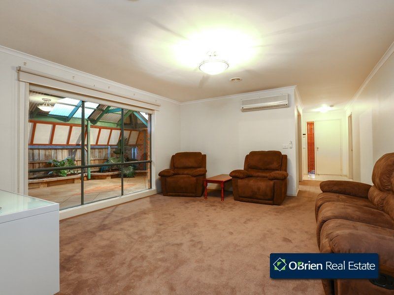 21 Shaftsbury Avenue, Berwick VIC 3806