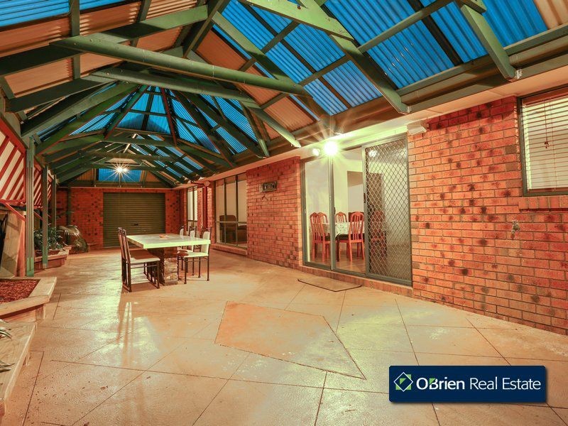 21 Shaftsbury Avenue, Berwick VIC 3806