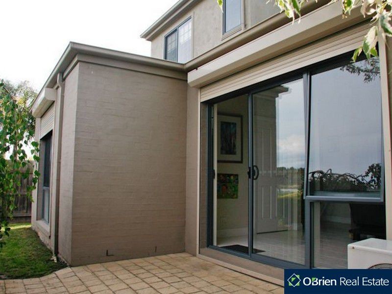 98A David Collins Drive, Endeavour Hills VIC 3802