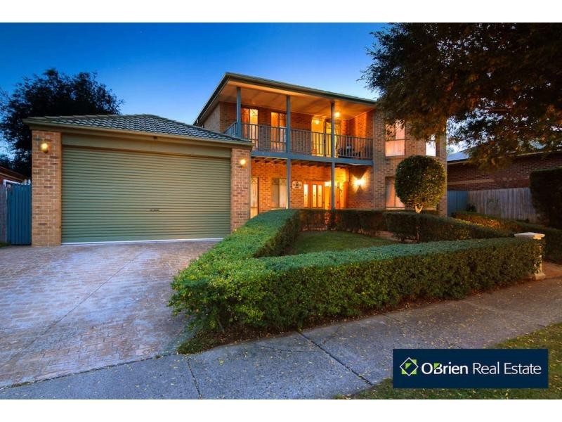 7 Ardblair Terrace, Narre Warren South VIC 3805