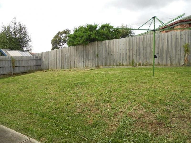 4 Prime Court, Berwick VIC 3806