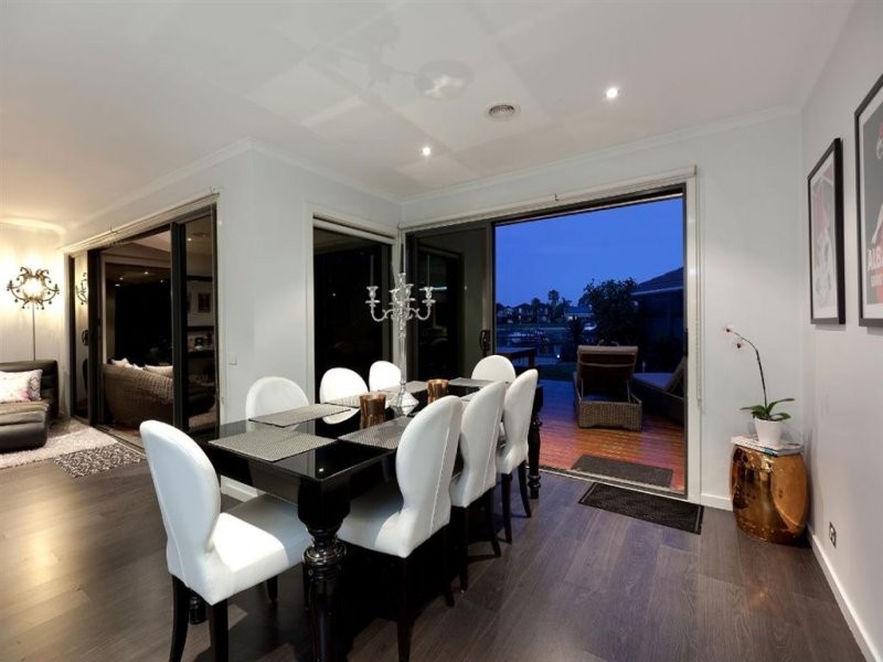 1 Brigantine Court, Patterson Lakes VIC 3197