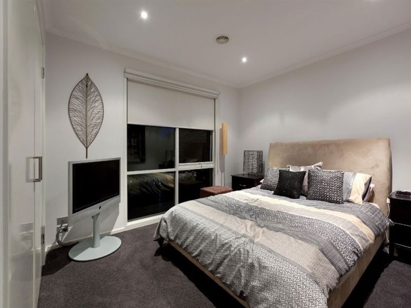 1 Brigantine Court, Patterson Lakes VIC 3197