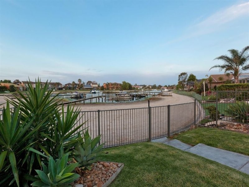 1 Brigantine Court, Patterson Lakes VIC 3197