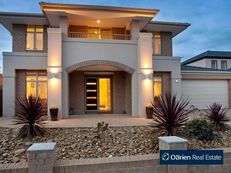 24 Lakeside Drive, Berwick VIC 3806