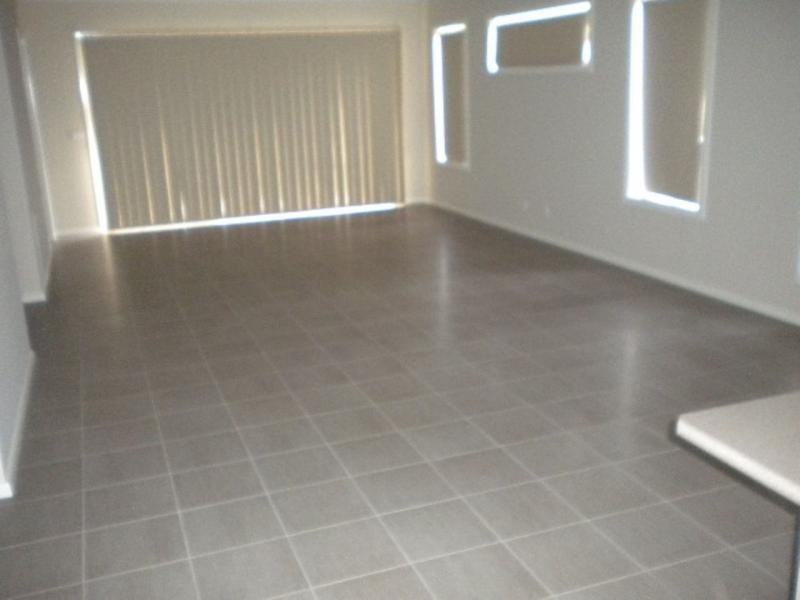 24 Sarton Link, Pakenham VIC 3810