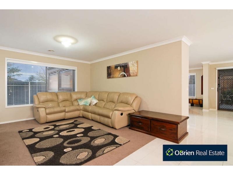 1 Chesil Court, Narre Warren South VIC 3805