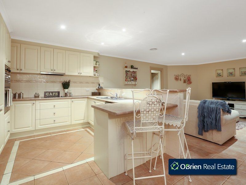 85 Fieldstone Boulevard, Beaconsfield VIC 3807